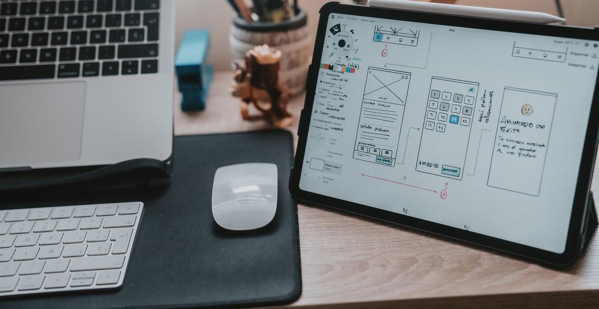 Excellent UI/UX Designer